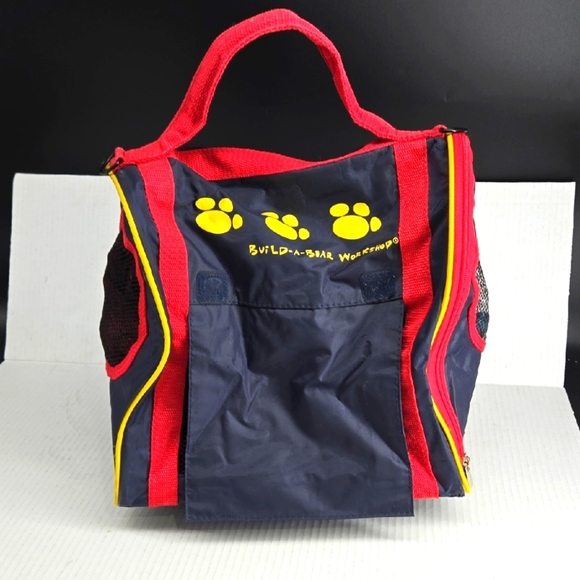 Build-A-Bear Workshop Rolling Pet Carrier - Picture 1 of 6